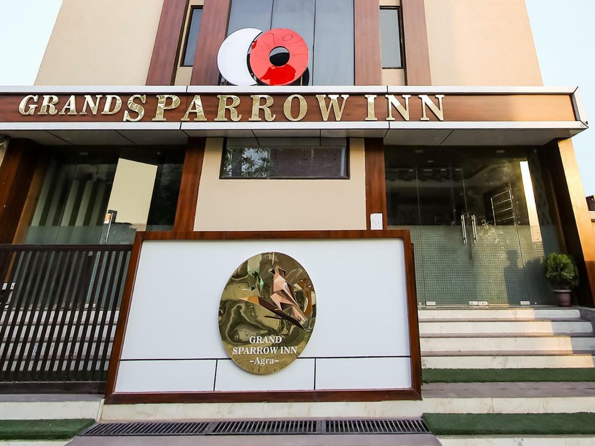 Hotel Grand Sparrow Inn Агра Екстер'єр фото