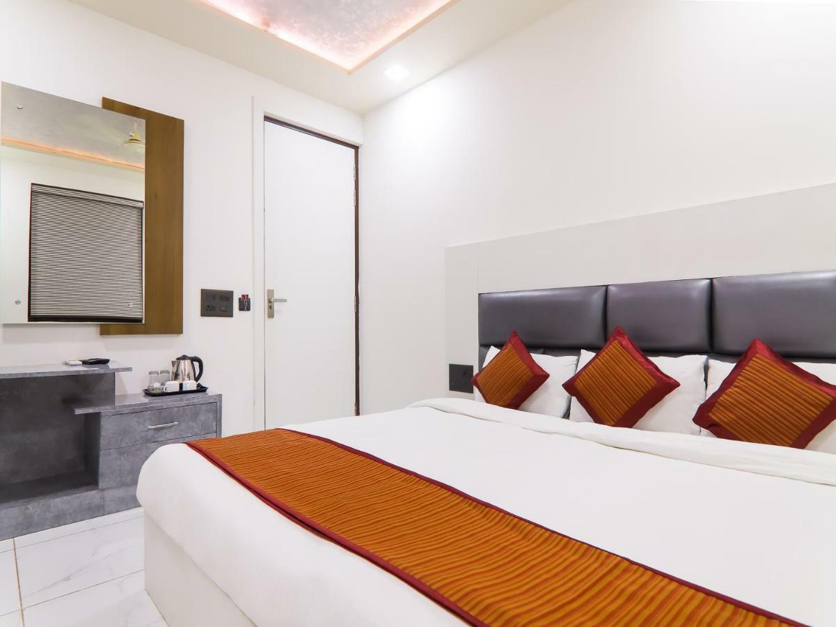 Hotel Grand Sparrow Inn Агра Екстер'єр фото
