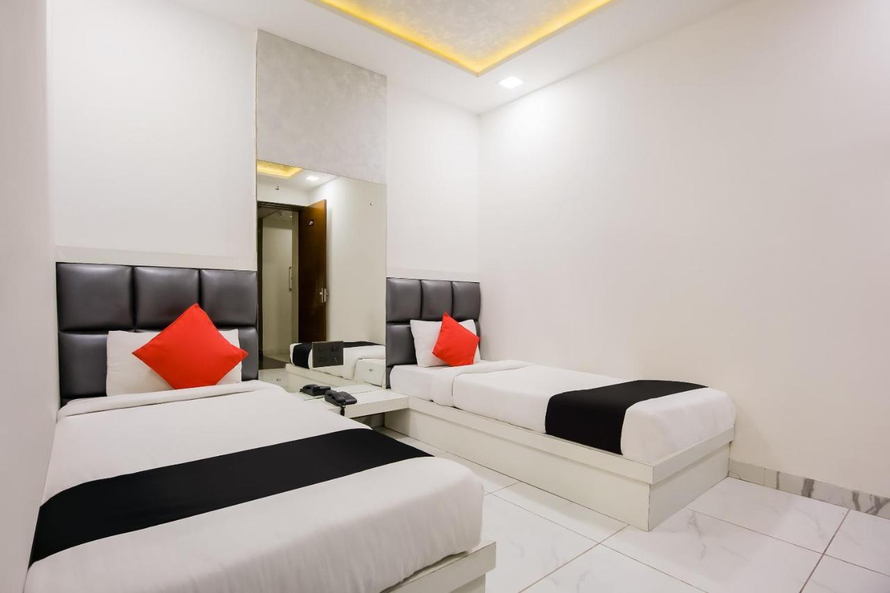 Hotel Grand Sparrow Inn Агра Екстер'єр фото