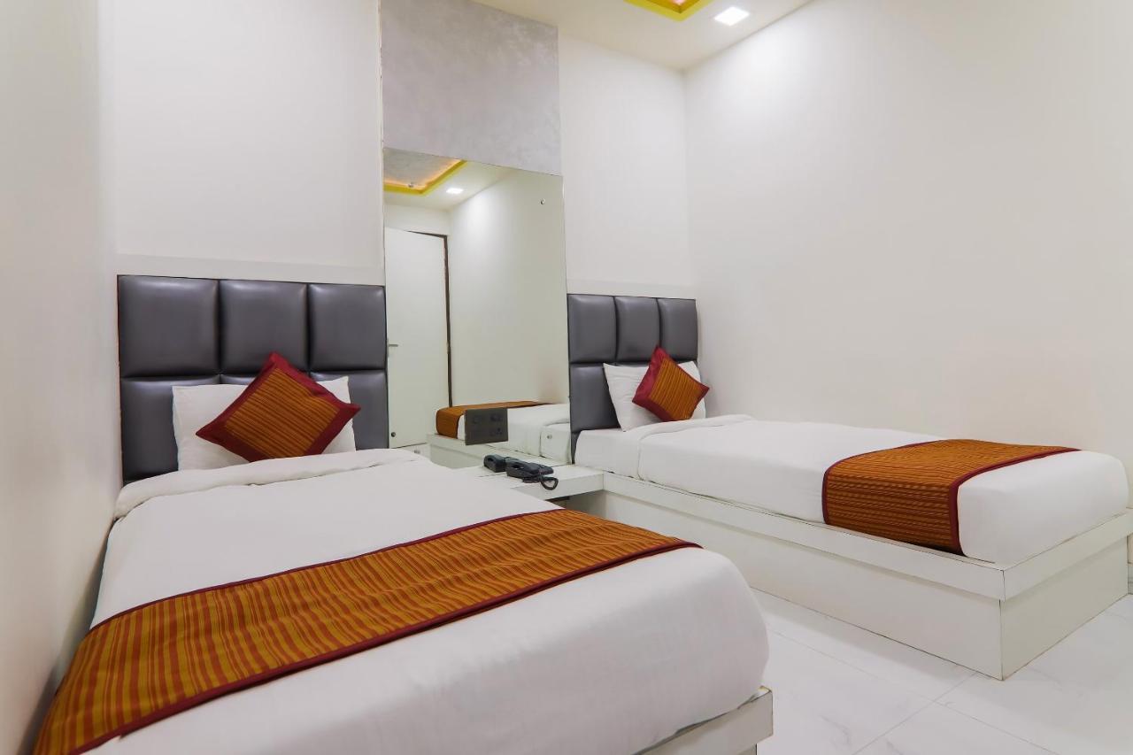 Hotel Grand Sparrow Inn Агра Екстер'єр фото